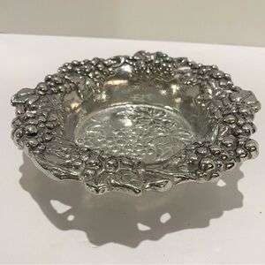 Vintage Arthur Court Designs 1995 Cast Aluminum Wine Coaster Vine Ornate Grapes